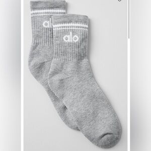 ALO Yoga Gray half crew socks